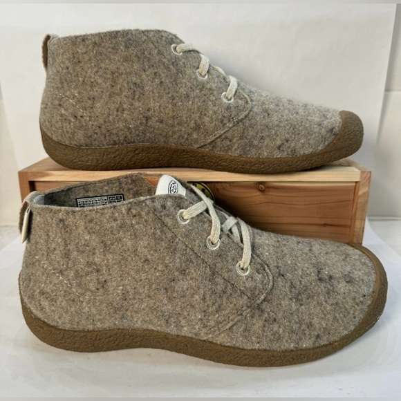 Keen Shoes - Keen Mosey Wool Chukka Boots Taupe/Birch  sz 10